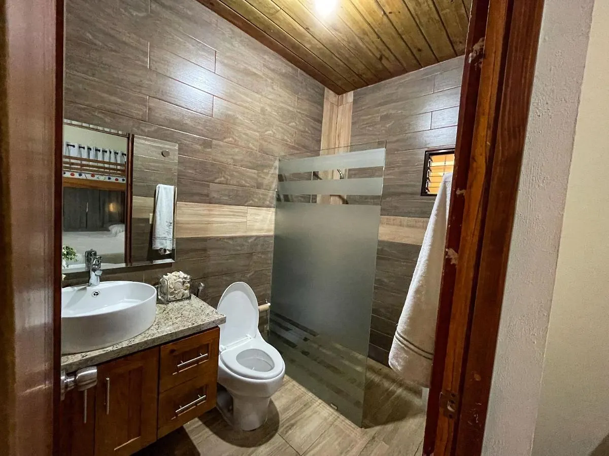 Villa Rosalia Jarabacoa Con Piscina Climatizada 0*,