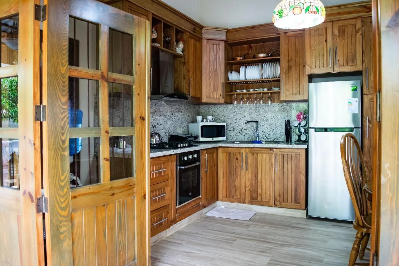 Villa Rosalia Jarabacoa Con Piscina Climatizada 0*,