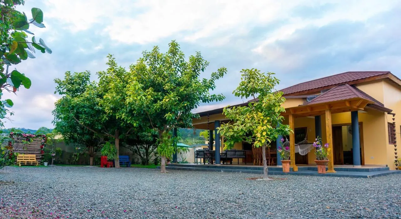 Villa Rosalia Jarabacoa Con Piscina Climatizada 0*,