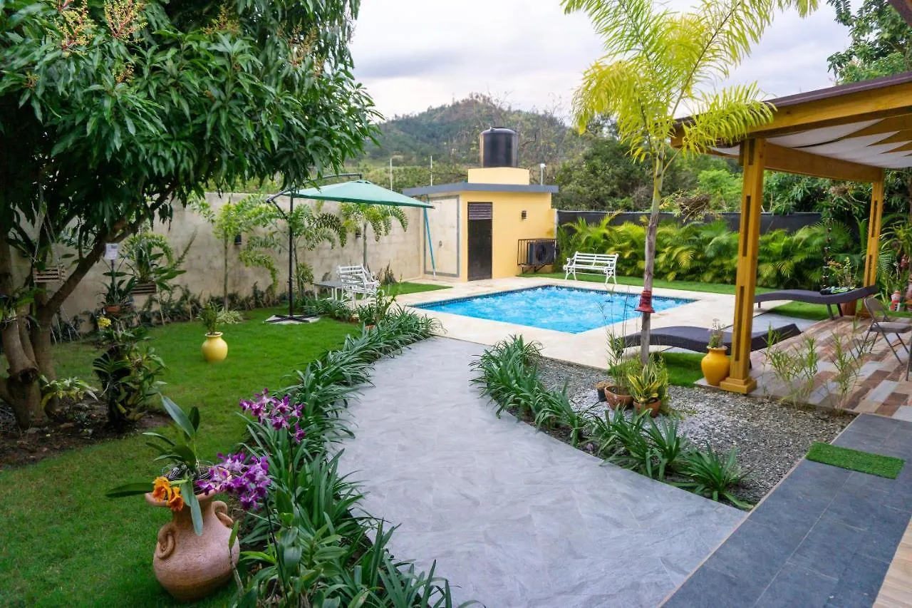 Villa Rosalia Jarabacoa Con Piscina Climatizada Dominican Republic